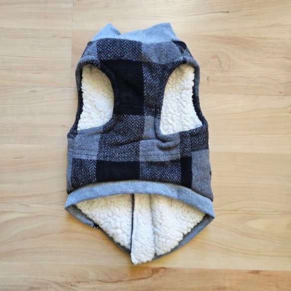 Pet Dog Jacket - Picture 2 of 4